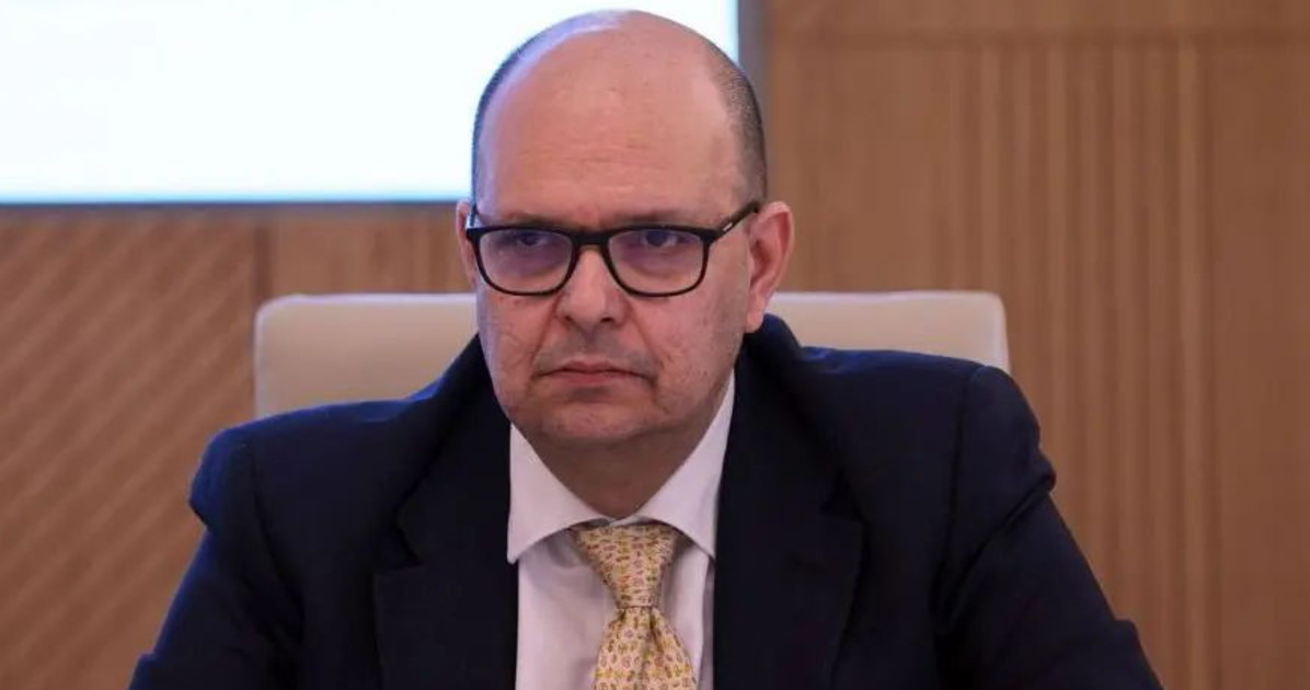 Aeroitalia inaugura la prima rotta Foggia–Milano. L Aeroitalia inaugura la prima rotta Foggia–Milano. L