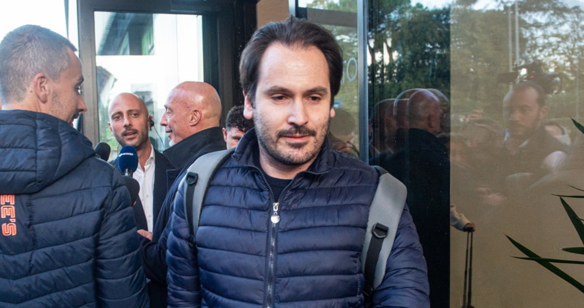 La tattica di Sempio, ora vuole andare dai pm: il "risiko" per farsi interrogare La tattica di Sempio, ora vuole andare dai pm: il "risiko" per farsi interrogare