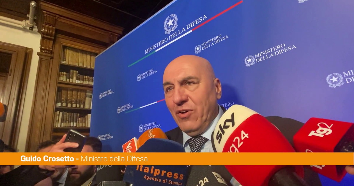 Crosetto "E' il momento di fare sinergia tra le forze armate"