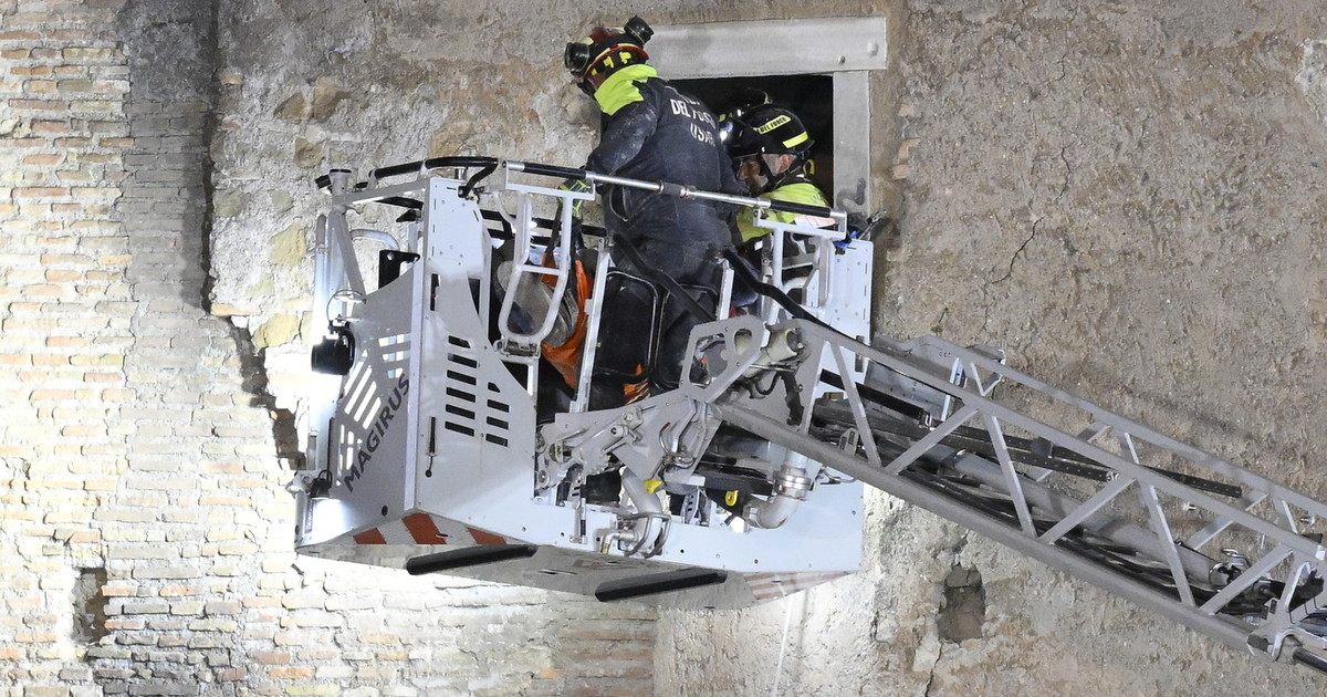Octay Stroici è morto dopo il crollo della Torre dei Conti. Il cordoglio di Meloni Octay Stroici è morto dopo il crollo della Torre dei Conti. Il cordoglio di Meloni