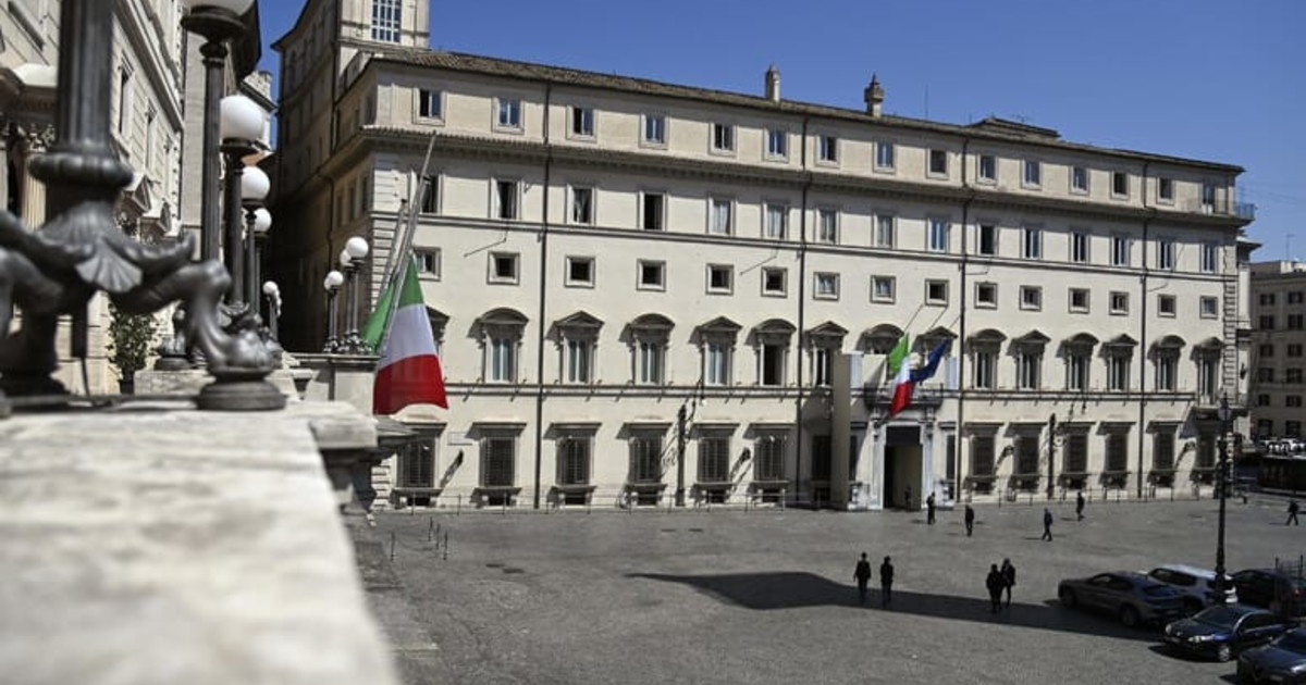 Manovra, Istat: taglio Irpef vantaggio per 14 milioni di italiani. Bonus mamme sale a 60 euro Manovra, Istat: taglio Irpef vantaggio per 14 milioni di italiani. Bonus mamme sale a 60 euro