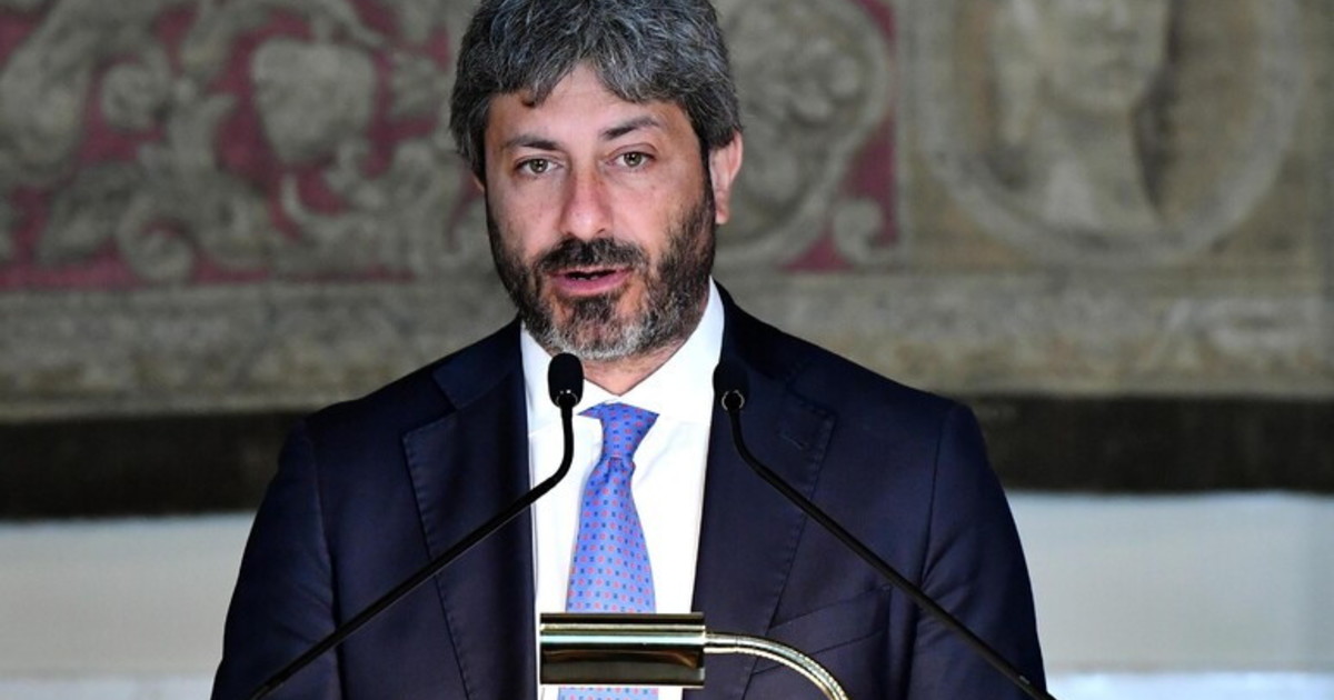 Panico a sinistra in Campania. Roberto Fico convince sempre meno Panico a sinistra in Campania. Roberto Fico convince sempre meno