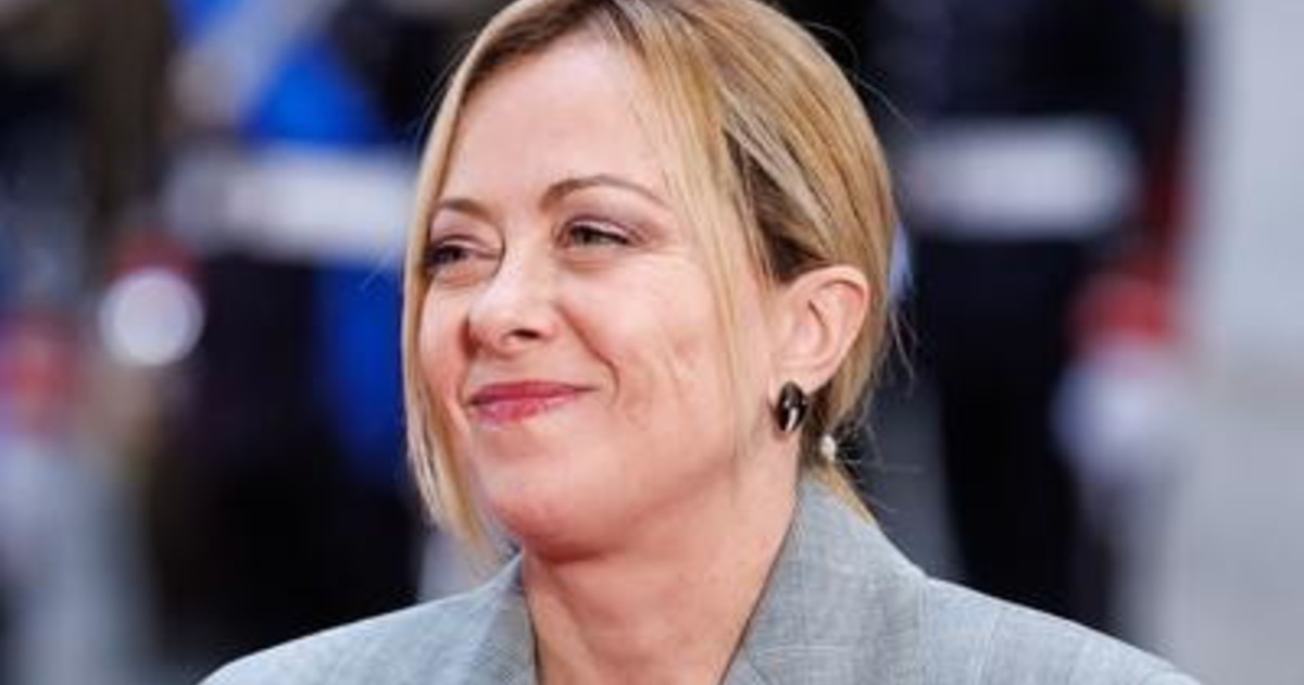 Il Financial Times promuove il governo Meloni: È una storia di successo