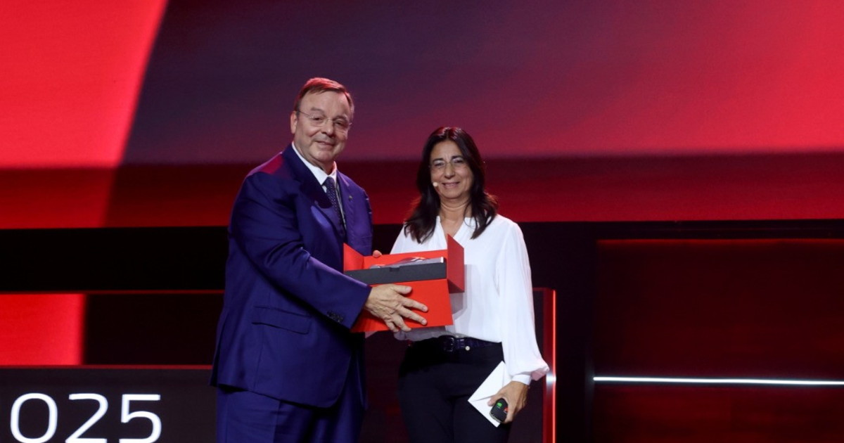 La Ferrari premia i propri fornitori e partner: riconoscimento a Omr Automotive