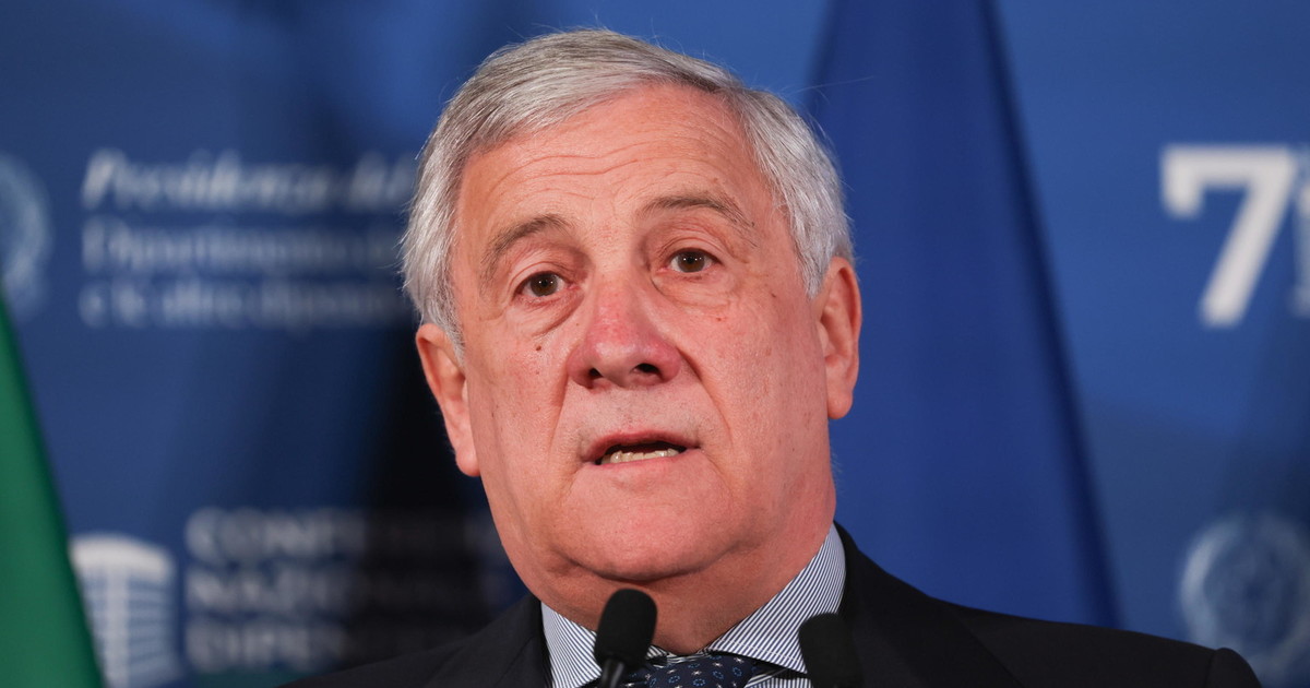 Sciopero, Tajani: "Cgil sempre contro, forse Landini vuole essere il leader della sinistra" Sciopero, Tajani: "Cgil sempre contro, forse Landini vuole essere il leader della sinistra"