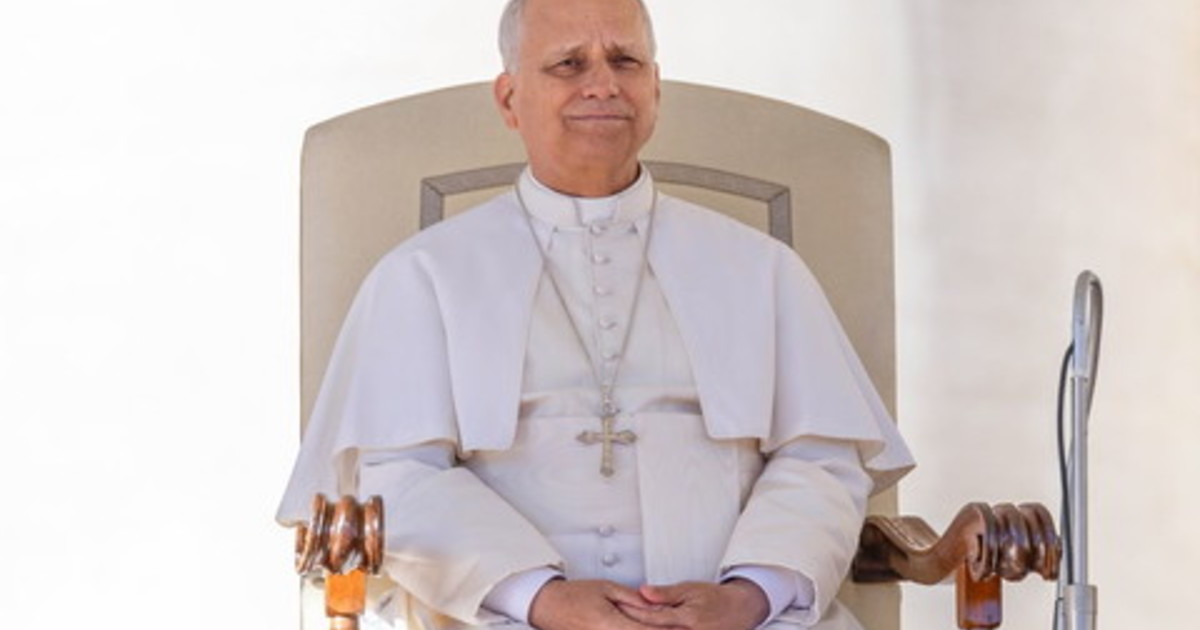 Papa “Serve impegno collettivo per lavoro stabile e dignitoso”