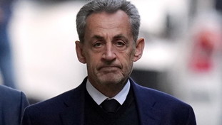 Sarkozy sale de prisión, petición concedida: libertad condicional