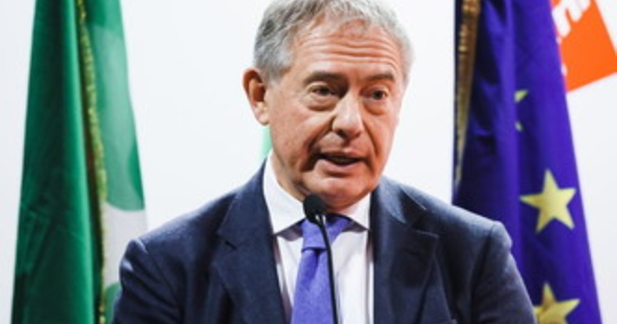 Urso “Su Transizione 5.0 circolano fake news per demolire questo strumento”