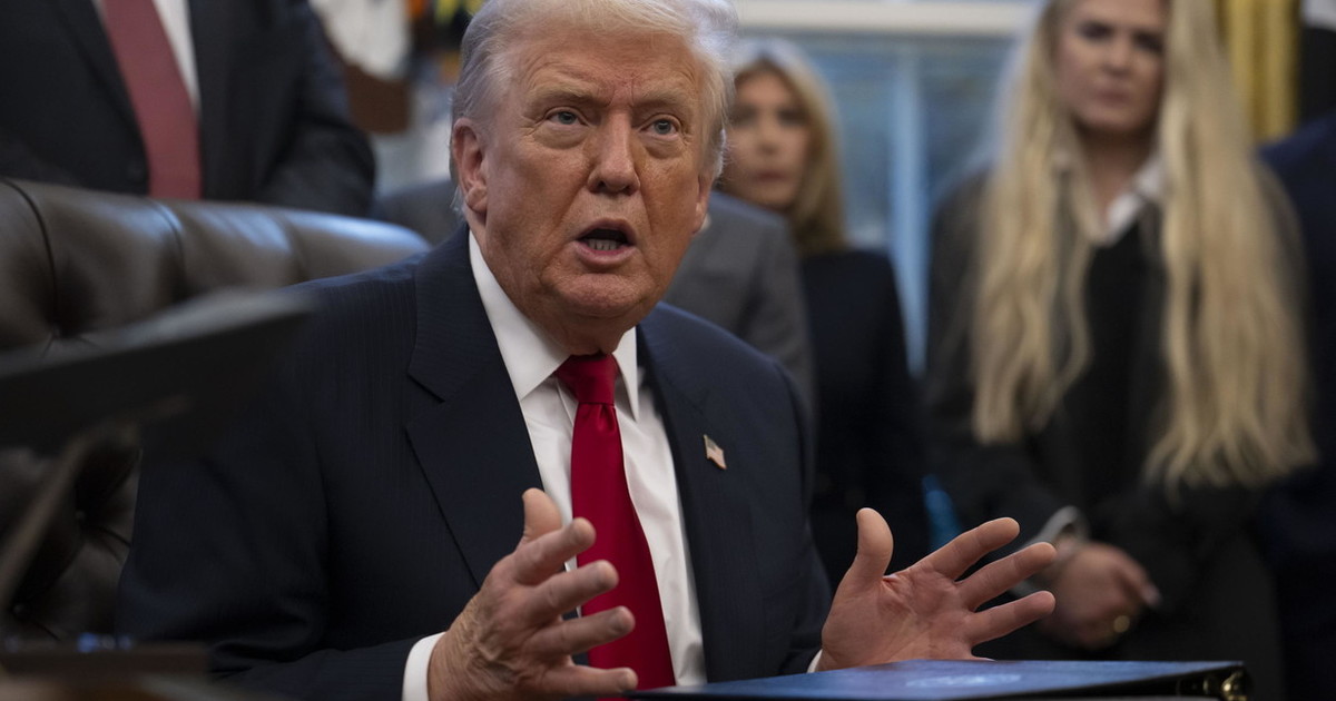 "Esercito per salvare il centro commerciale". L