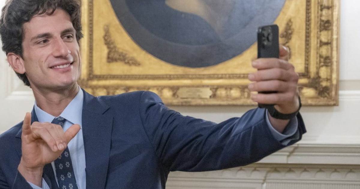 Un altro Kennedy entra in politica: il nipoti di Jfk si candida al Congresso