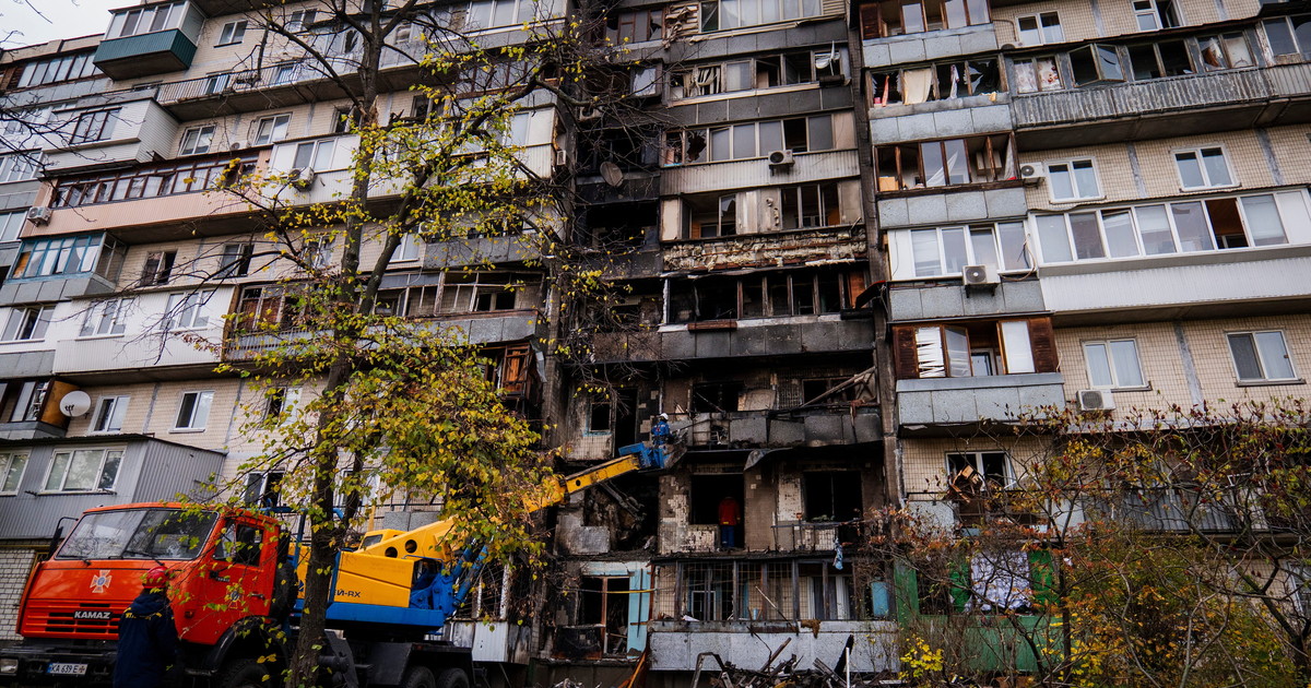 Ucraina, centinaia di droni e missili su Kiev. Almeno un morto e 24 feriti