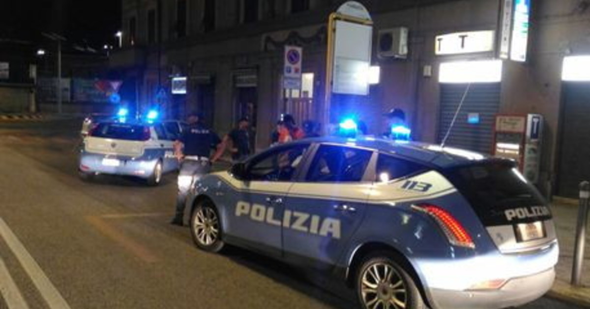 Trovata morta in casa con una ferita alla testa. Ascoltato il compagno Trovata morta in casa con una ferita alla testa. Ascoltato il compagno