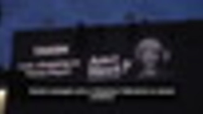 'Sarò il prossimo?': messaggi su palazzi di Los Angeles contro Trump