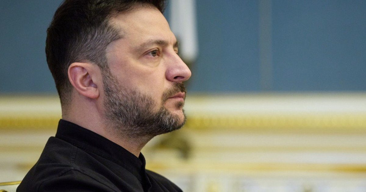 Kiev tenta di fermare offensiva russa, distrutta strada tra Selidove a Pokrovsk Kiev tenta di fermare offensiva russa, distrutta strada tra Selidove a Pokrovsk