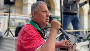 Hannoun contro il Tempo: Ci sono giornali corrotti. E in piazza lanciano l'intifada