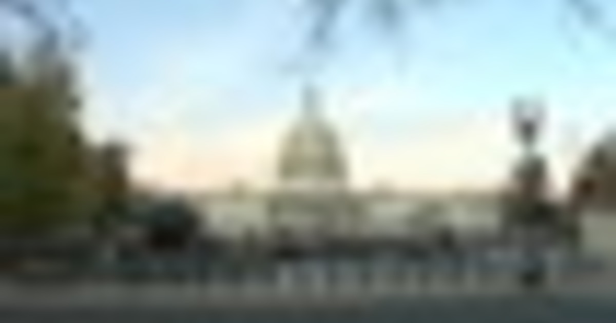 Trump ai repubblicani: votate la pubblicazione dei documenti Epstein