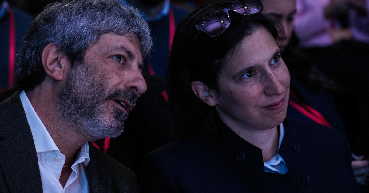 Il segreto di PulcinElly: De Luca terrà l Il segreto di PulcinElly: De Luca terrà l