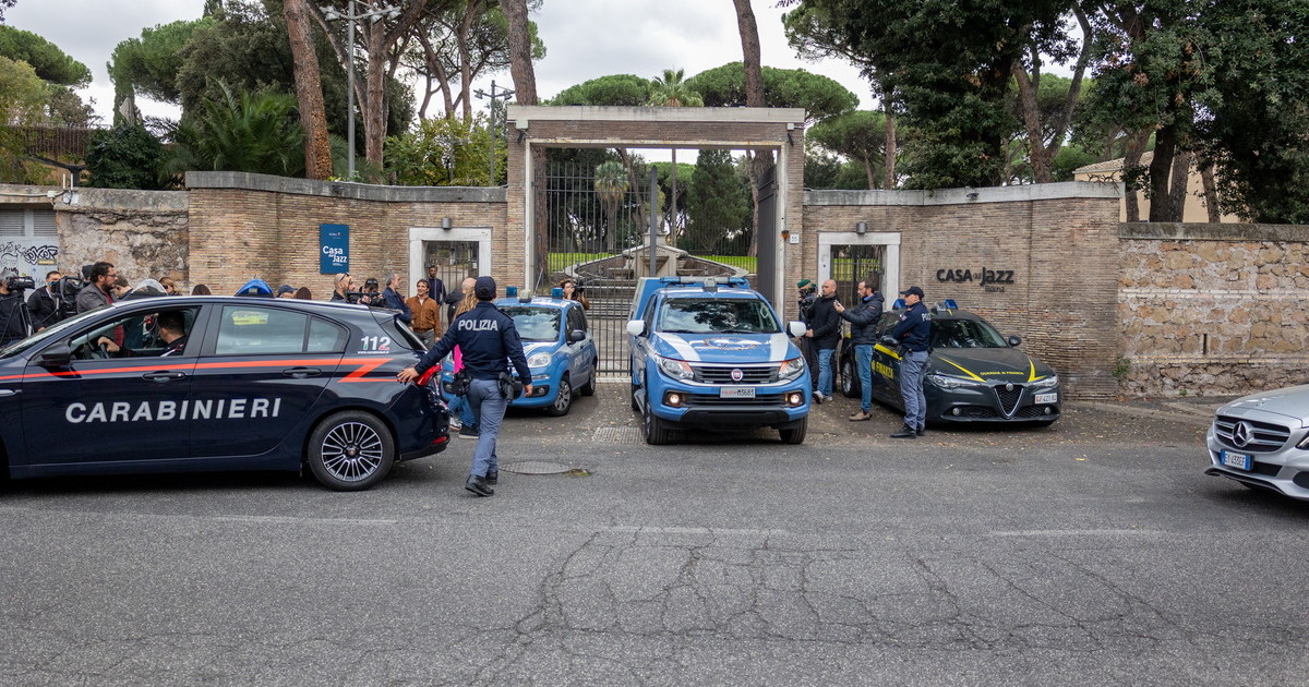 Roma: arrivano le trivelle alla Casa del Jazz, individuati tunnel e botola segreta Roma: arrivano le trivelle alla Casa del Jazz, individuati tunnel e botola segreta