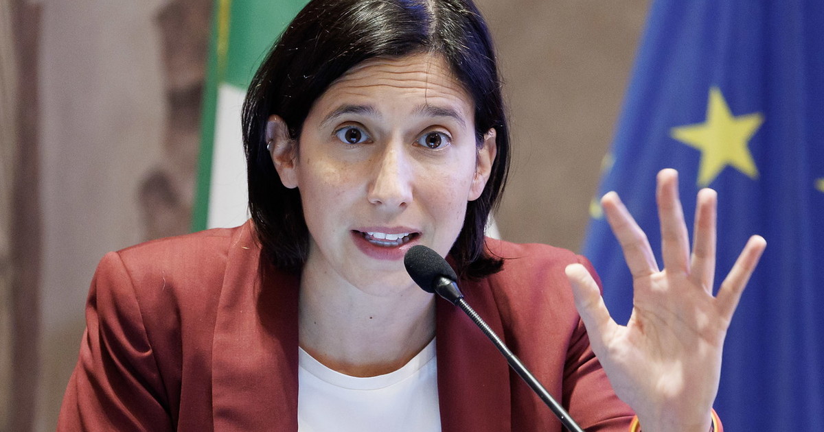 youtrend solo la met224 degli elettori pd voterebbe schlein e addirittura il 16 sosterrebbe conte da Iltempo.it youtrend solo la met224 degli elettori pd voterebbe schlein e addirittura il 16 sosterrebbe conte