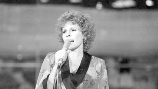 Ornella Vanoni è morta a 91 anni: voce libera e leonessa della musica italiana