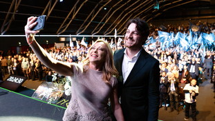 Il centrodestra trionfa in Veneto. Campania e Puglia alla sinistra