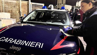 Maxi blitz in un campo nomadi di Roma: presa la banda responsabile di 46 tra furti e rapine
