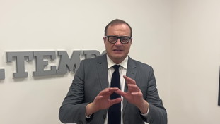 La danza surreale della sinistra per le Regionali. Cerno: ecco perché a ballare dovrebbe essere la Meloni