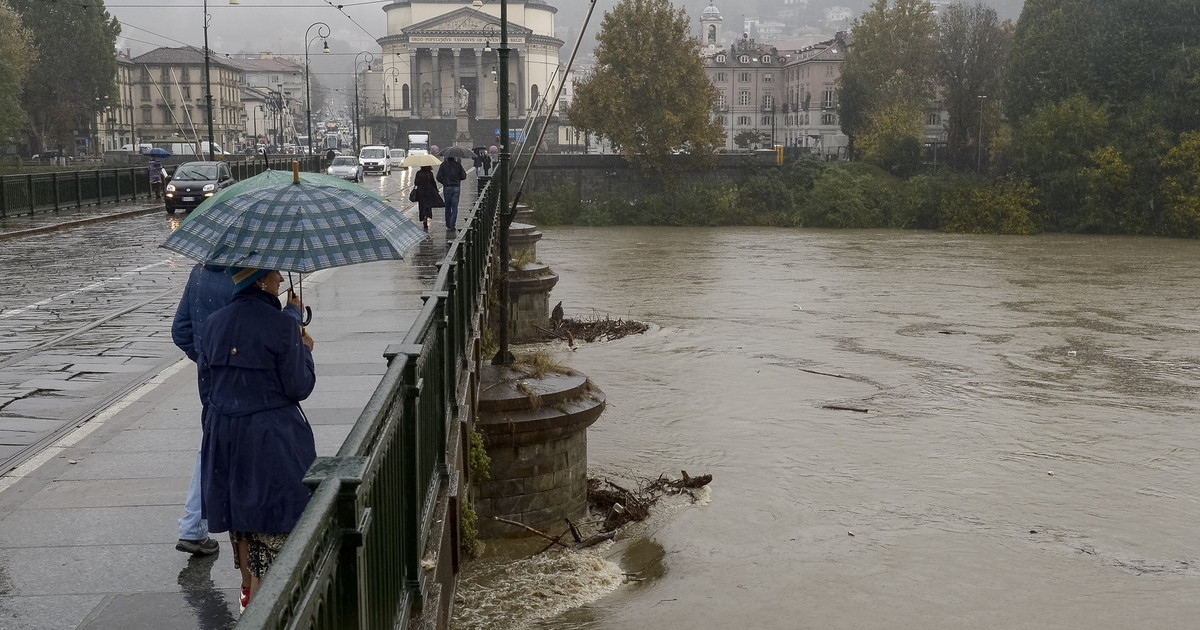 irrompe l aria polare piogge neve e crollo termico e anche a inizio dicembre
