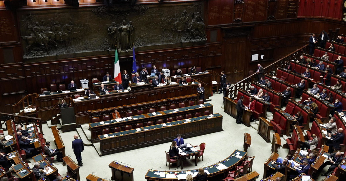 Violenza sulle donne, via libera alla Camera: il femminicidio è reato