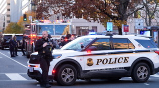 Spari vicino alla Casa Bianca: colpiti due soldati. Trump: È un animale, pagherà