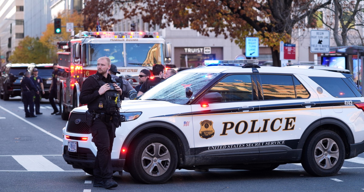 Spari vicino alla Casa Bianca: morti due soldati. Trump: "Un animale, pagherà" Spari vicino alla Casa Bianca: morti due soldati. Trump: "Un animale, pagherà"