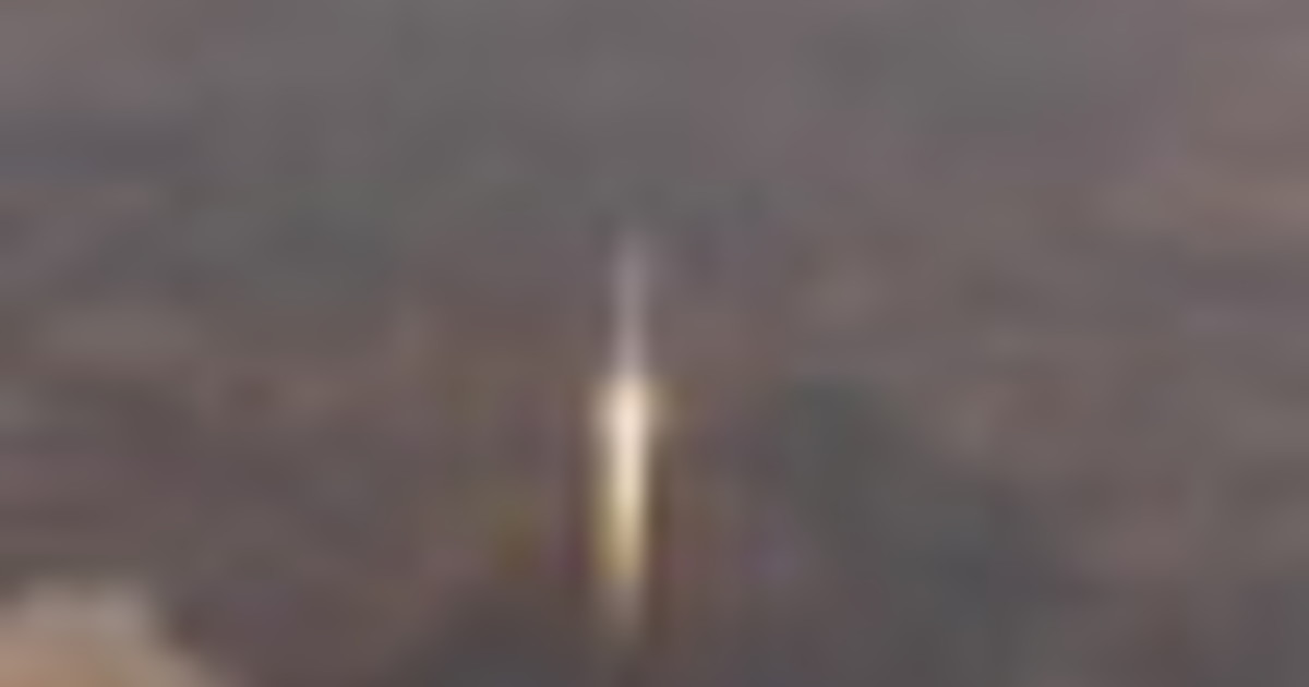 La Soyuz MS-28 lanciata verso la ISS con due russi e un americano