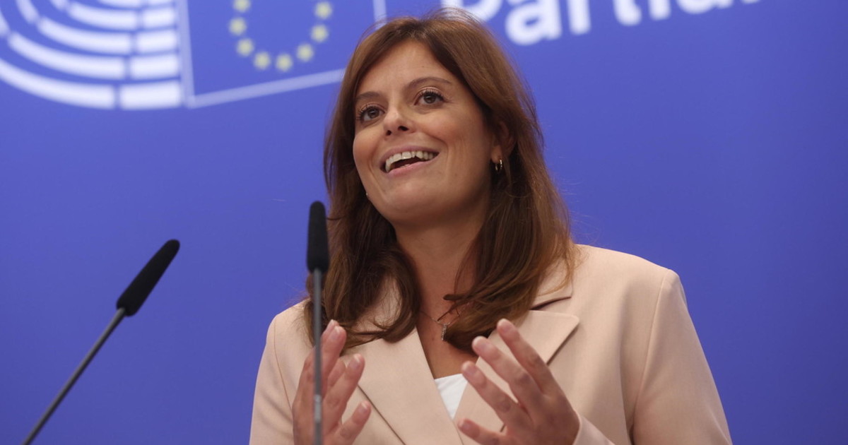 Il delirio della Salis: gli scafisti con i migranti come chi salvò gli ebrei