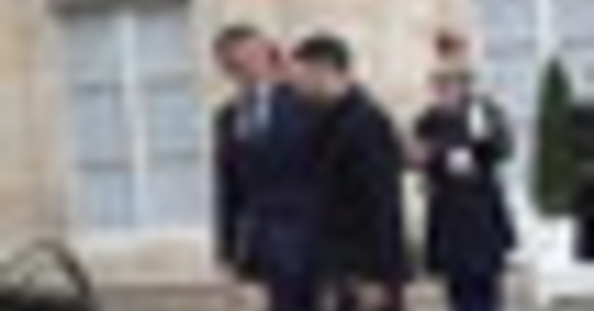 Ucraina, Zelensky da Macron all'Eliseo. Kallas: settimana cruciale