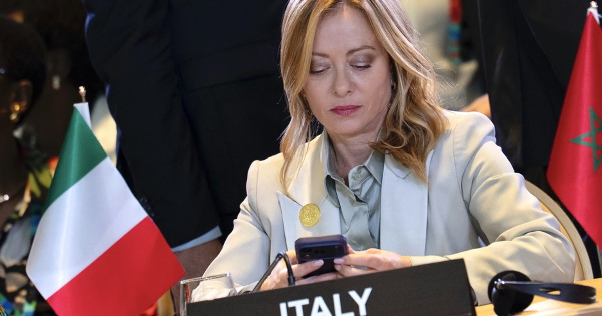 meloni decisione universit224 di bologna lede doveri costituzionali