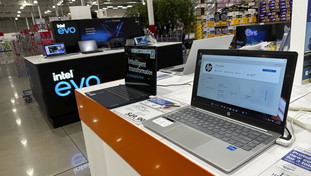 Social media, l'Australia li vieta ai minori di 16 anni