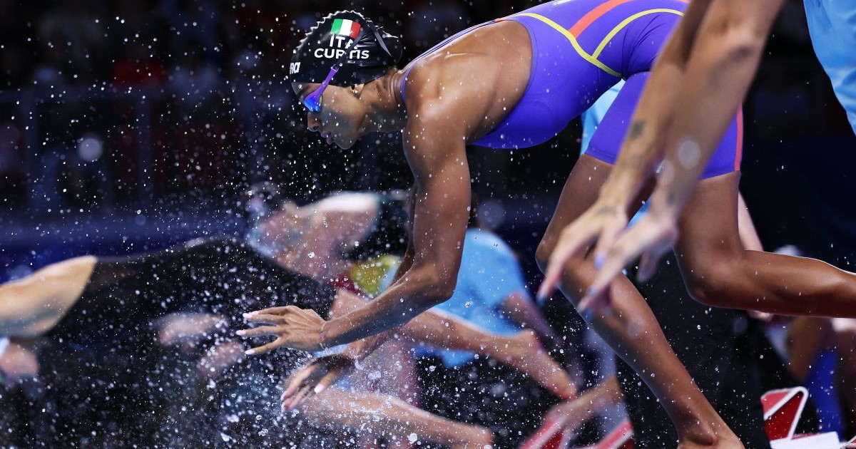 Oro e record mondiale per la 4×50 sl mixed agli Europei in vasca corta