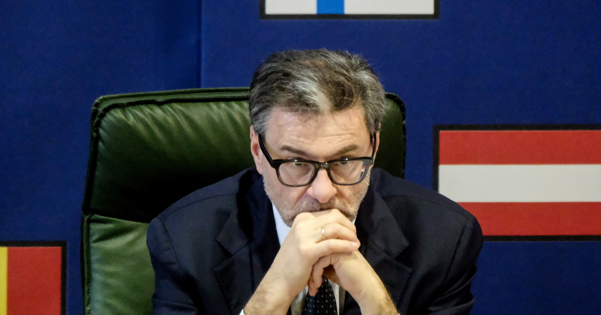 Manovra: no retromarce sui Lep. Spunta cannabis light legale con supertassa al 40% Manovra: no retromarce sui Lep. Spunta cannabis light legale con supertassa al 40%