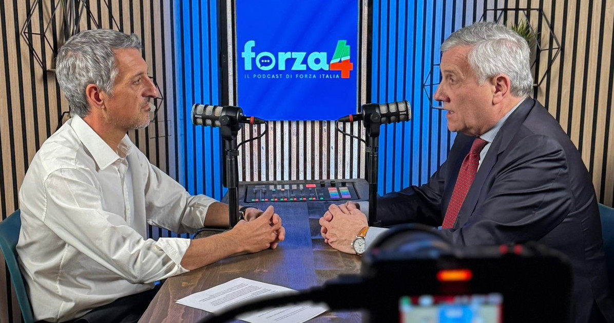 Tajani nella prima puntata di Forza 4: "Ho avuto due grandi maestri Montanelli e Berlusconi"