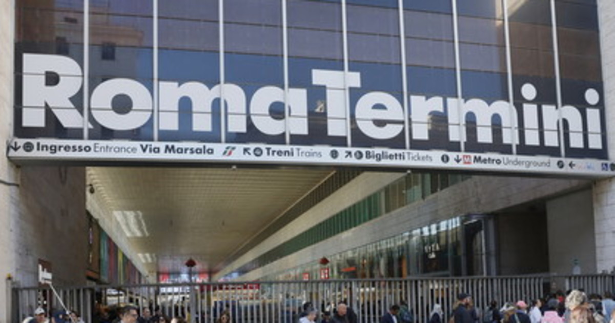 Roma vittima della sinistra come Milano. Feltri: ora basta silenzio Roma vittima della sinistra come Milano. Feltri: ora basta silenzio