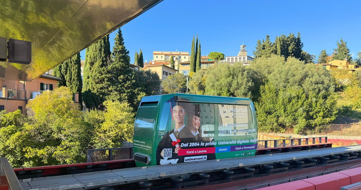 Il Minimetrò accende Perugia e diventa un viaggio di luce, arte e musica