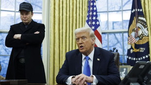 Musk attacca l'Ue: Va abolita. Crosetto: Trump dice l'Europa non gli serve