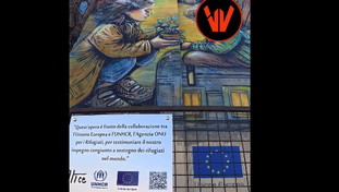 Il regalone dell'Europa ai romani: un maxi-murale pro migranti | <span style=color: rgb(153, 0, 0);>VIDEO</span>