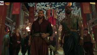 Can Yaman nei panni di Sandokan stravince. Sempre bene Storie di Sera