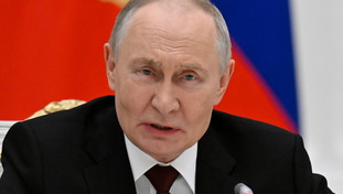 Financial Times: l'Europa accelera per congelare 210 miliardi di asset russi