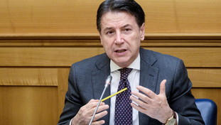 Europa disorientata. Conte strappa sull'Ucraina: rivolta nel campo largo, sinistra in frantumi