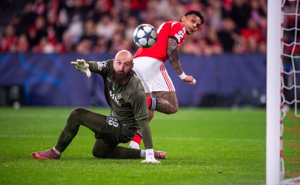 Il Napoli va ko in Champions, a Lisbona vince il Benfica 2-0