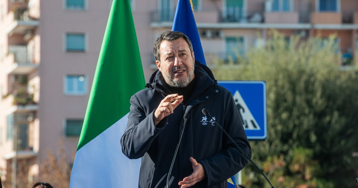 milano salvini sala vede fascisti in strada mi chiedo se fosse sobrio da Iltempo.it milano salvini sala vede fascisti in strada mi chiedo se fosse sobrio