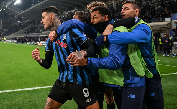L'Atalanta torna a vincere nel segno di Scamacca, 2-1 sul Cagliari