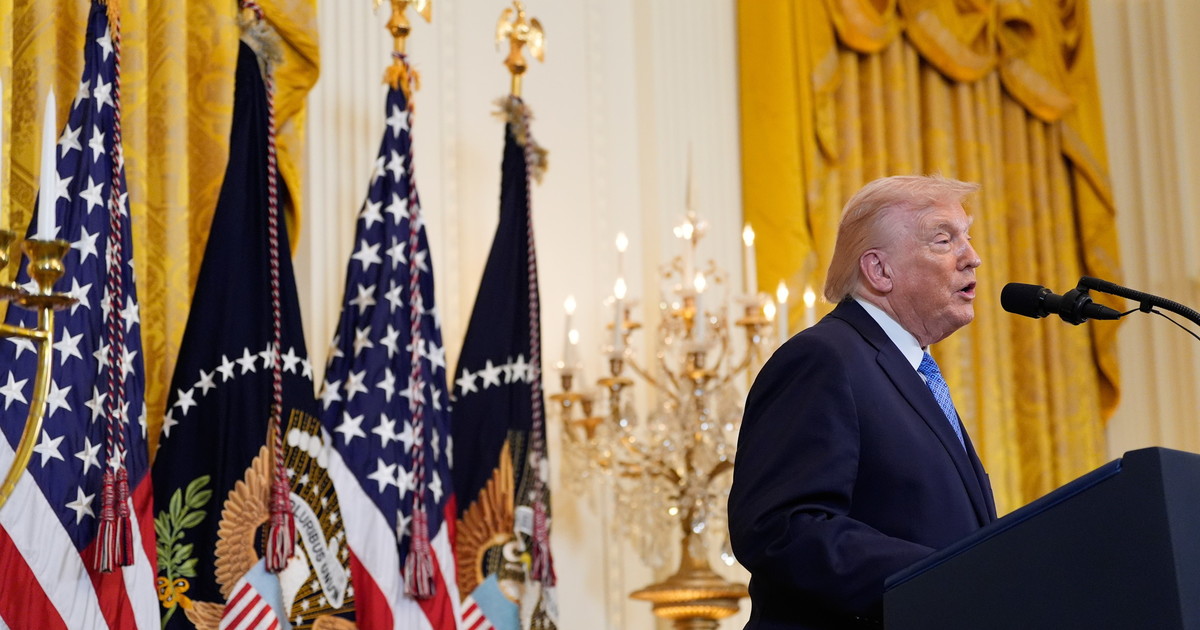 Hanukkah alla Casa Bianca, Trump senza freni: “Il Congresso Usa è antisemita”